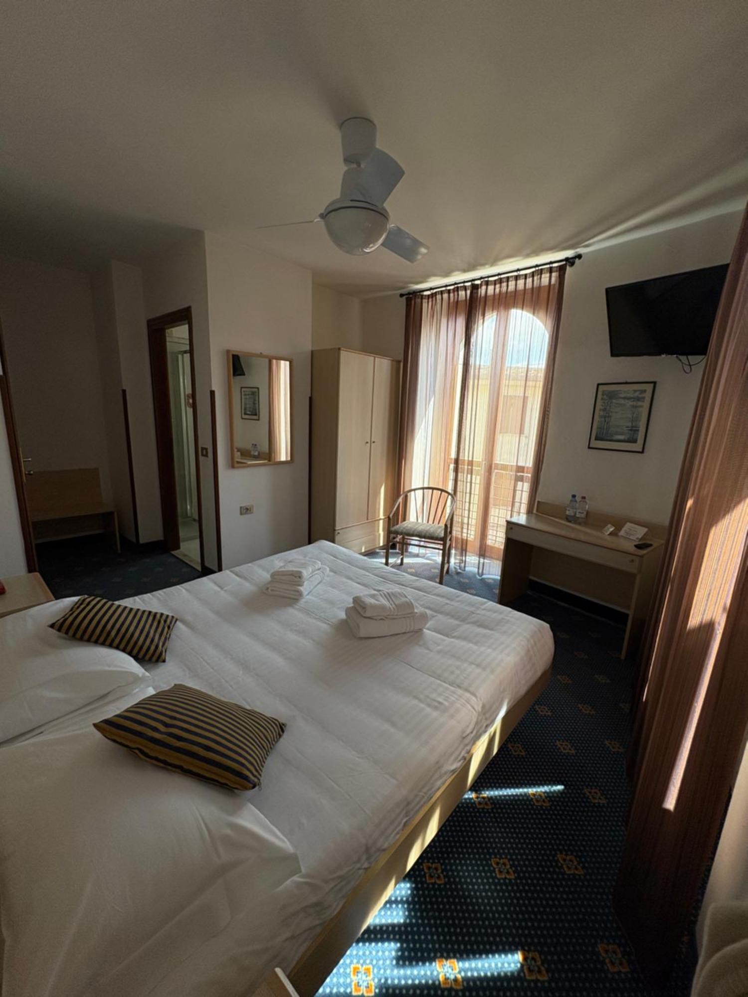 Garni Hotel Tignale Exterior photo